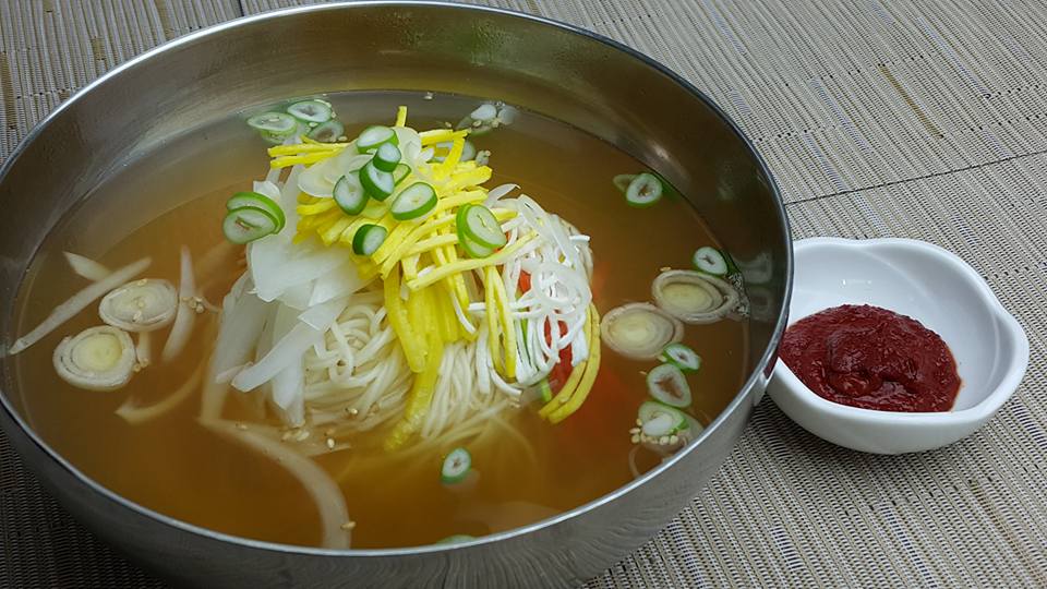 10985374_856828201111483_3807537345573429215_n.jpg(93039 bytes)