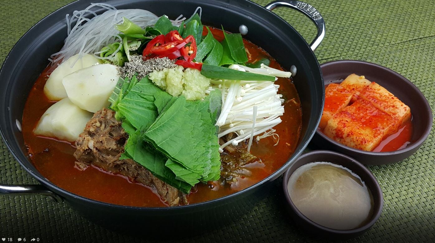 1_1.JPG(222226 bytes)