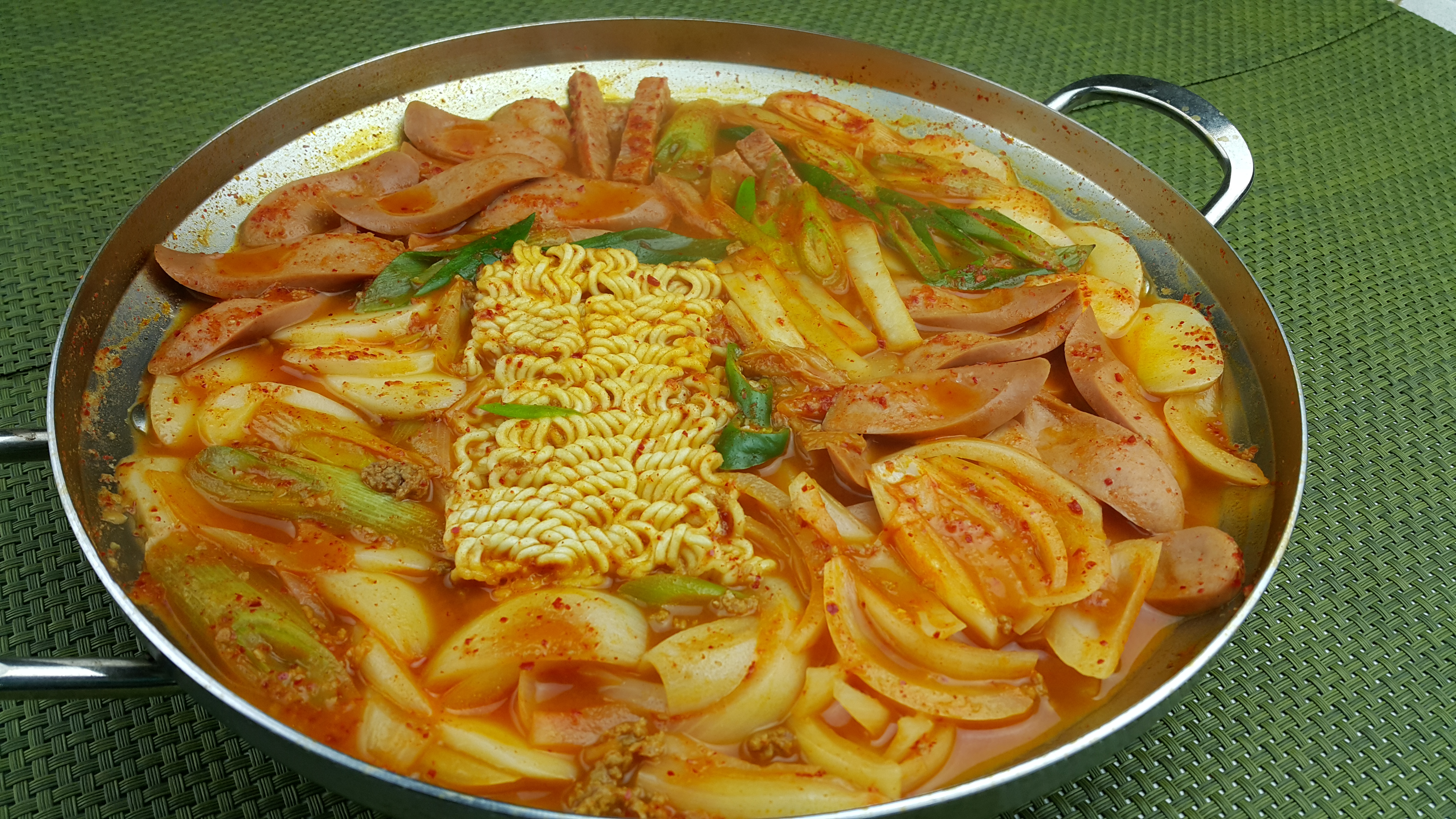 160217부대찌개.jpg(6912598 bytes)